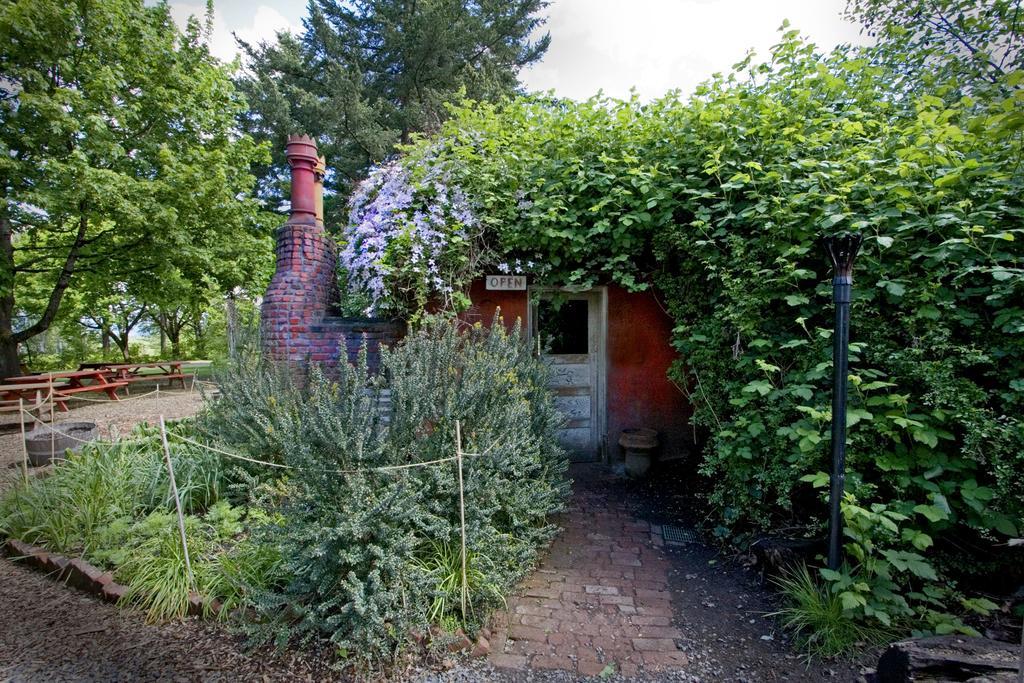 فندق Mcmenamins Edgefield تراوتدل المظهر الخارجي الصورة